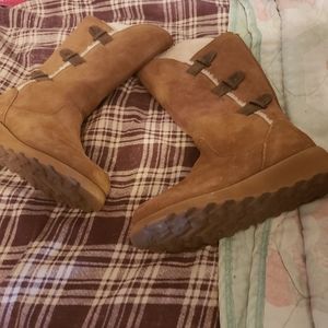 Bearpaw Boots